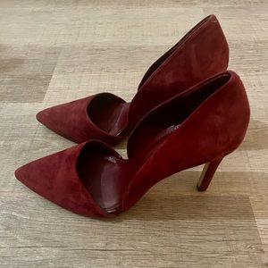 Women’s Banana Republic burgundy pumps size 9.5